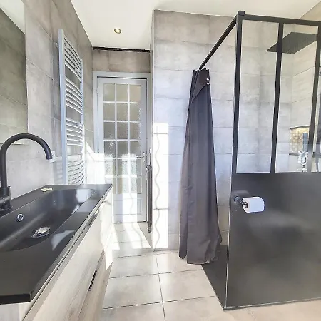 Nestor&jeeves - Palais Hispania - Floor